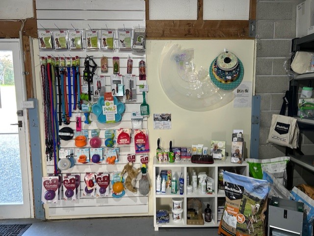 Vetlife Diamond Habour's pet product display