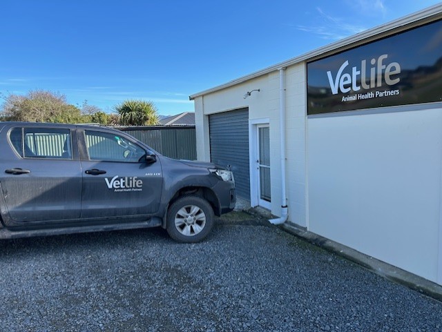 Dimaond Harbour vet clinic exterior